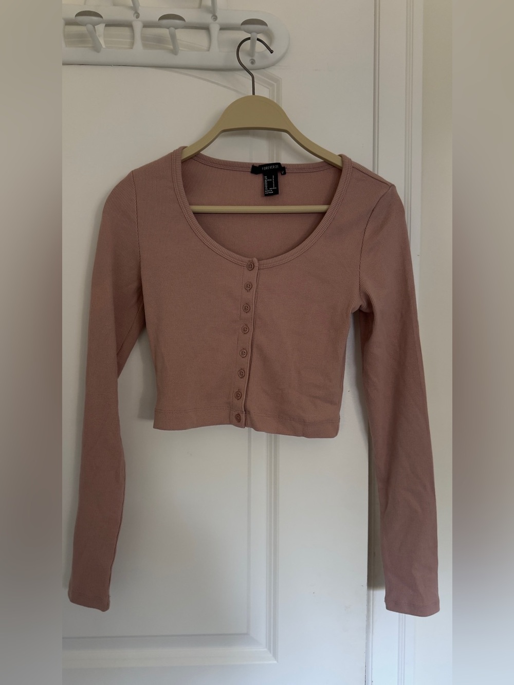 Forever 21 Dusty Rose Ribbed Cropped Button-Front Long Sleeve Top